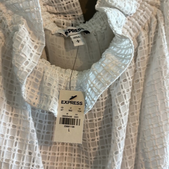 White off shoulder eyelet blouse by Express size large - Picture 2 of 2